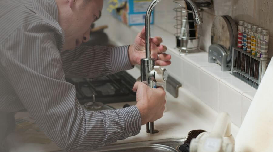 Professional expert plumbing services in Windham, OH